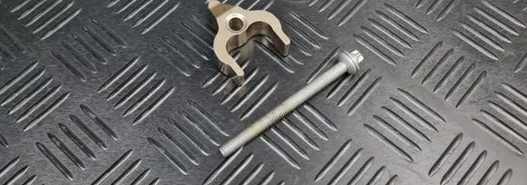 Mini Cooper Countryman R60 Fuel Injector clamp holder
