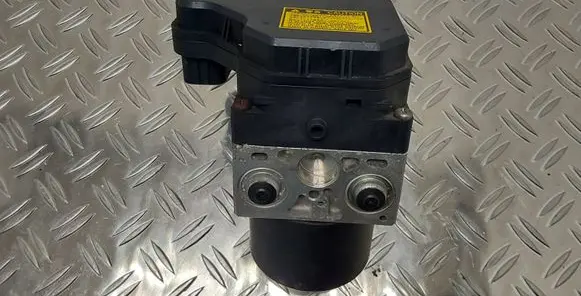 Toyota RAV 4 (XA20) ABS Pump 4454042020