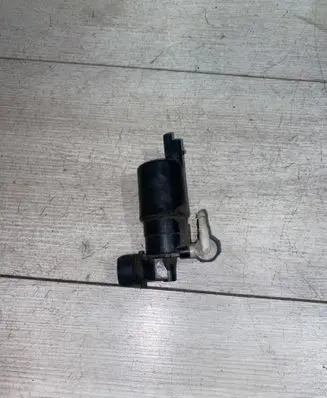 Volkswagen Golf III Windscreen/windshield washer pump WP0574ST09 ACA1A 052016