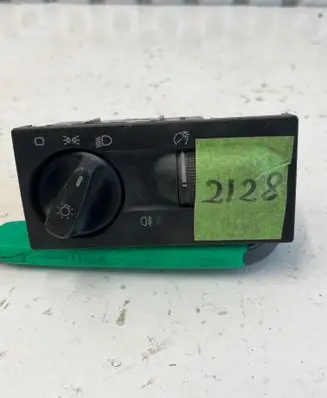 Volkswagen Transporter - Caravelle T4 Light switch 7D0941531M 04051787