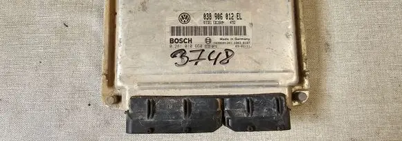 Volkswagen Polo Engine control unit/module 038906012EL 0281010660