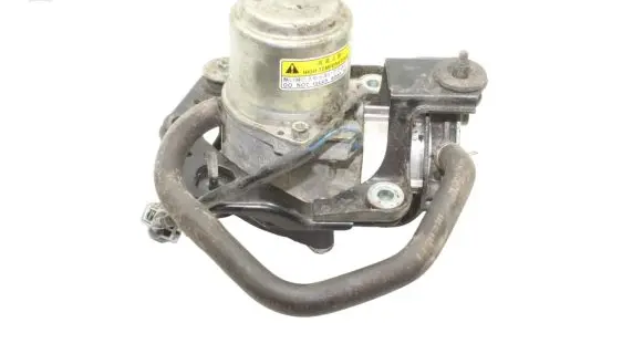 Mitsubishi Outlander Vacuum pump