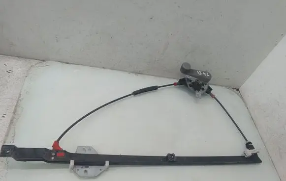 Volkswagen Transporter - Caravelle T4 Front door manual window regulator 701837502F