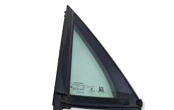 Jeep Renegade Front door vent window glass four-door E000191 DOT211 43R000479