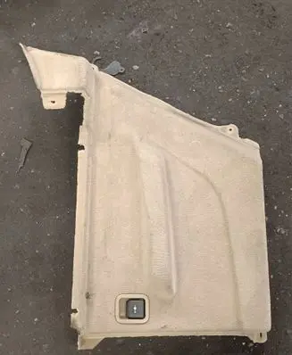 Trunk/boot side trim panel