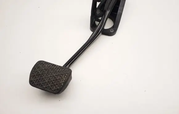 Mercedes-Benz A W176 Brake pedal A2462920207