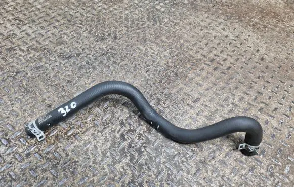 Volvo XC40 Engine coolant pipe/hose 32222089