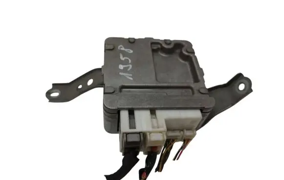 Toyota Yaris Power steering control unit/module 896500D070 1129000690 6900000569