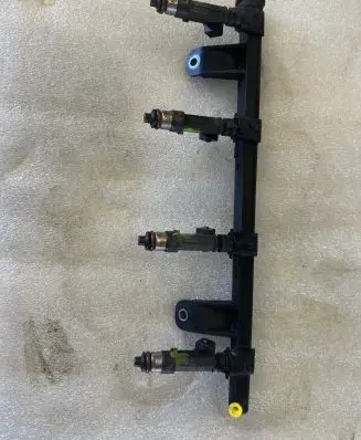 Renault Kangoo II Fuel injectors set 8200227124 H82227124 0280158034