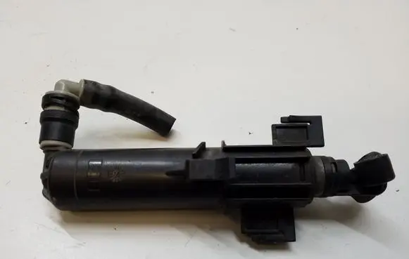 Audi A5 8T 8F Headlight washer spray nozzle 8T0955101D