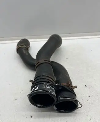 Intercooler hose/pipe