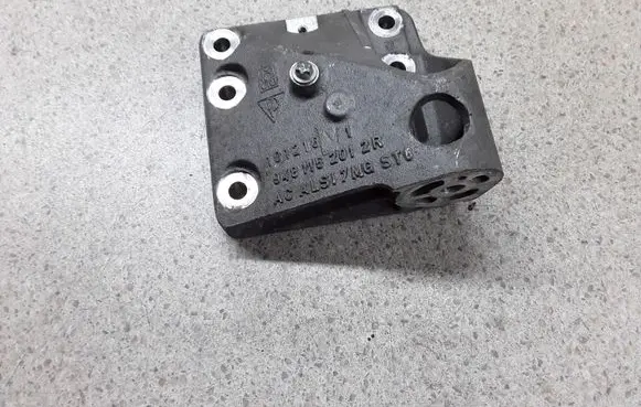 Porsche Cayenne (92A) Engine mounting bracket 9481152012R