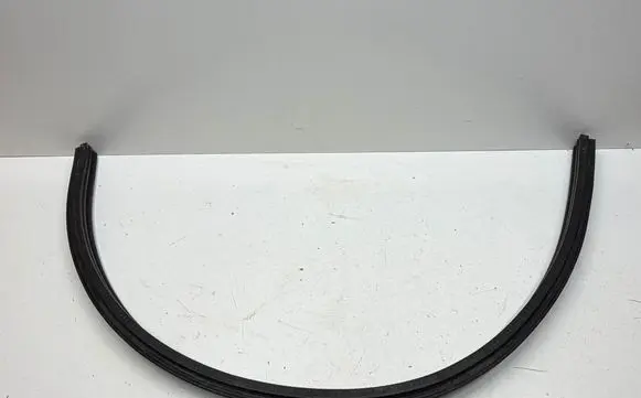 Volkswagen Touareg III Engine compartment rubber 760823723
