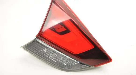 Nissan X-Trail T32 Tailgate rear/tail lights 