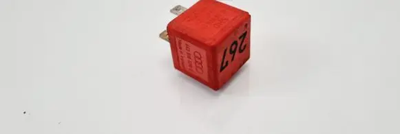 Volkswagen PASSAT B5 Other relay 443919578C 899519000