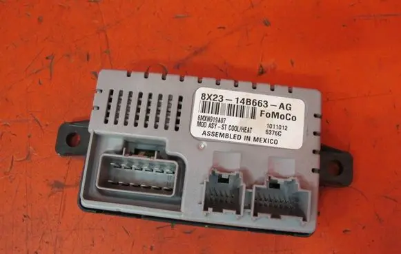 Jaguar XF X250 Seat control module 8X23-14B663-AG