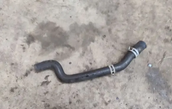 Opel Agila A Engine coolant pipe/hose