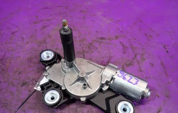 Ford Focus C-MAX Rear window wiper motor