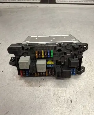 Mercedes-Benz E W211 Fuse module 2115453801
