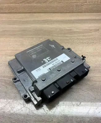 Volvo S40 Engine control unit/module ECU 30785146