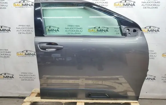 Citroen C4 Cactus Front door