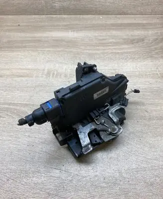 Skoda Octavia Mk2 (1Z) Rear door lock 7L0839015 LEFTSIDE