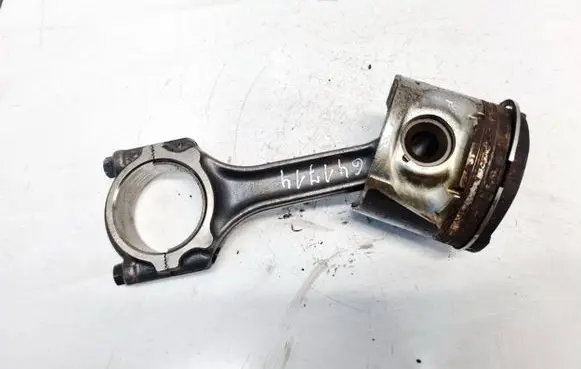 Piston with connecting rod