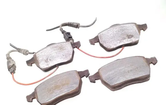 Audi A6 S6 C6 4F Brake pads (front) 