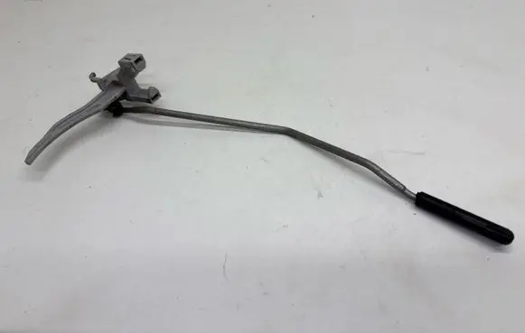 Audi Cabriolet B3 8G Front door lock 8G0837079