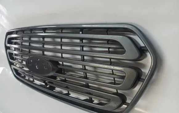 Ford Transit Front bumper upper radiator grill BK3117B968A BK3117B968C