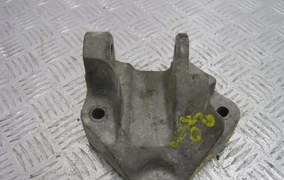 Renault Mégane Renault Sport III (IV Based) Engine mount bracket F6419000