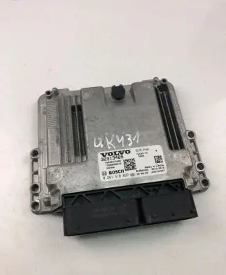 Volvo XC40 Engine control unit/module ECU 32313485