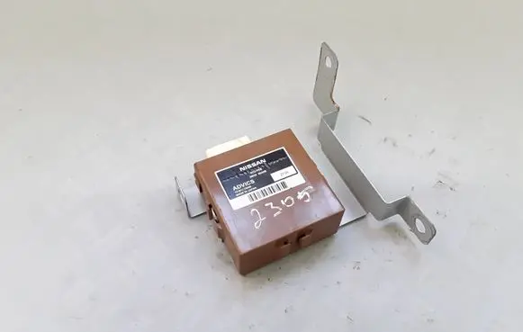 Nissan Leaf I (ZE0) Parking PDC control unit/module 360323NA0B 15181110440 2F06