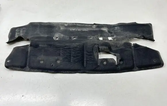 Volkswagen Touran III Heat shield in engine bay 5TA863993P