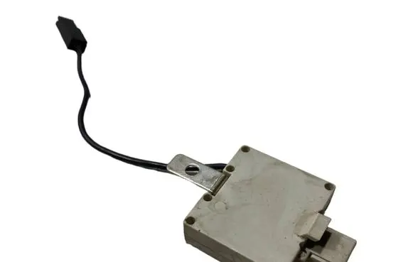 BMW 3 E36 Antenna control unit 1387803 65241387803