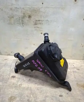BMW 3 E90 E91 Coolant expansion tank/reservoir 10617211