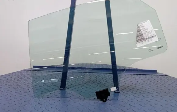 KIA Ceed Rear door window glass