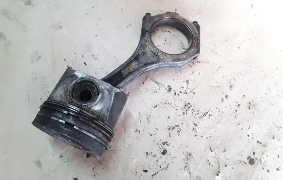 Volkswagen Phaeton Piston with connecting rod NOCODE