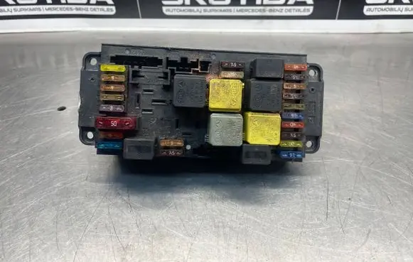 Mercedes-Benz C W203 Fuse box set 0025459401 5DK00797330