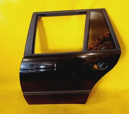 BMW 5 E39 Rear door 