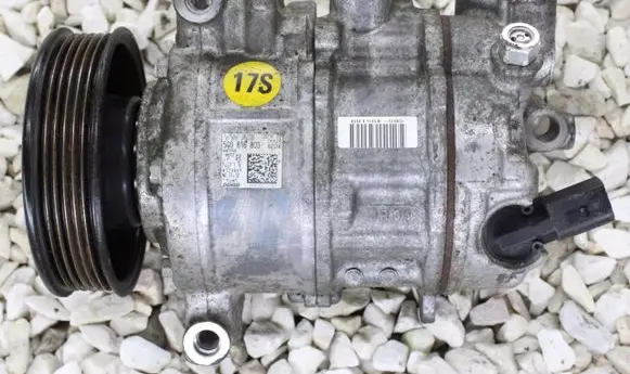 Volkswagen PASSAT B6 Air conditioning (A/C) compressor (pump)
