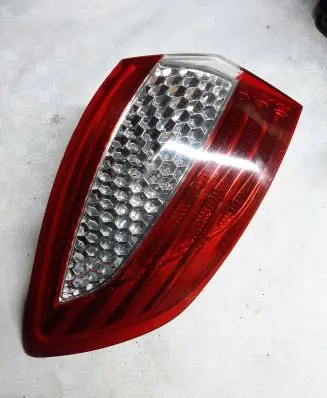 Ford Mondeo MK IV Rear/tail lights 7S7113405B