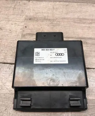 Audi A6 C7 Voltage converter/converter module 8K0959663F