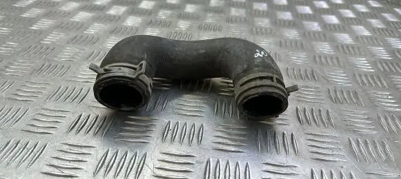 Mercedes-Benz C W205 Engine coolant pipe/hose A2742002982