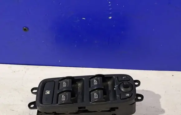 Volvo V50 Electric window control switch 30773211