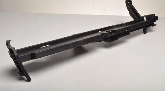 Volvo XC40 Engine mount bracket 31440889