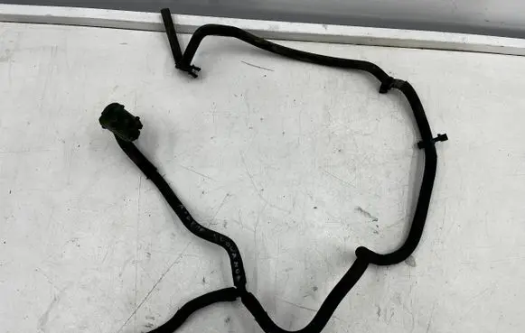 Opel Movano B Fuel line pipe 8200925307