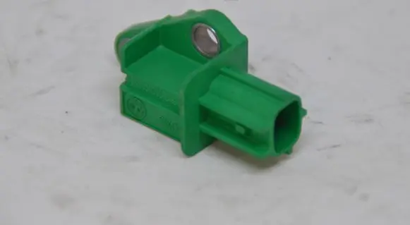 Audi A6 S6 C6 4F Airbag deployment crash/impact sensor 1K0909606C