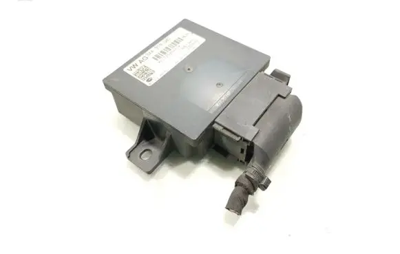 Volkswagen PASSAT B7 Voltage converter/converter module 3AA919041