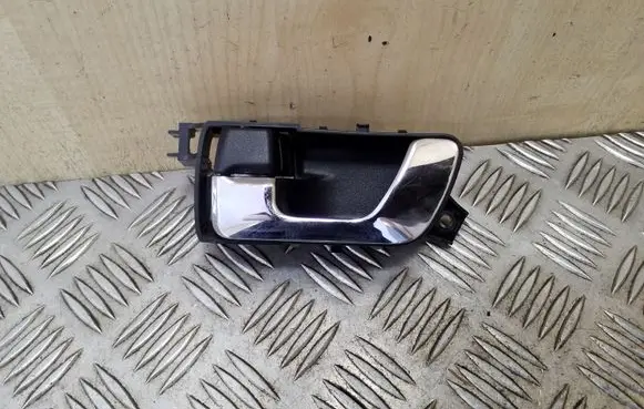 Rear door interior handle